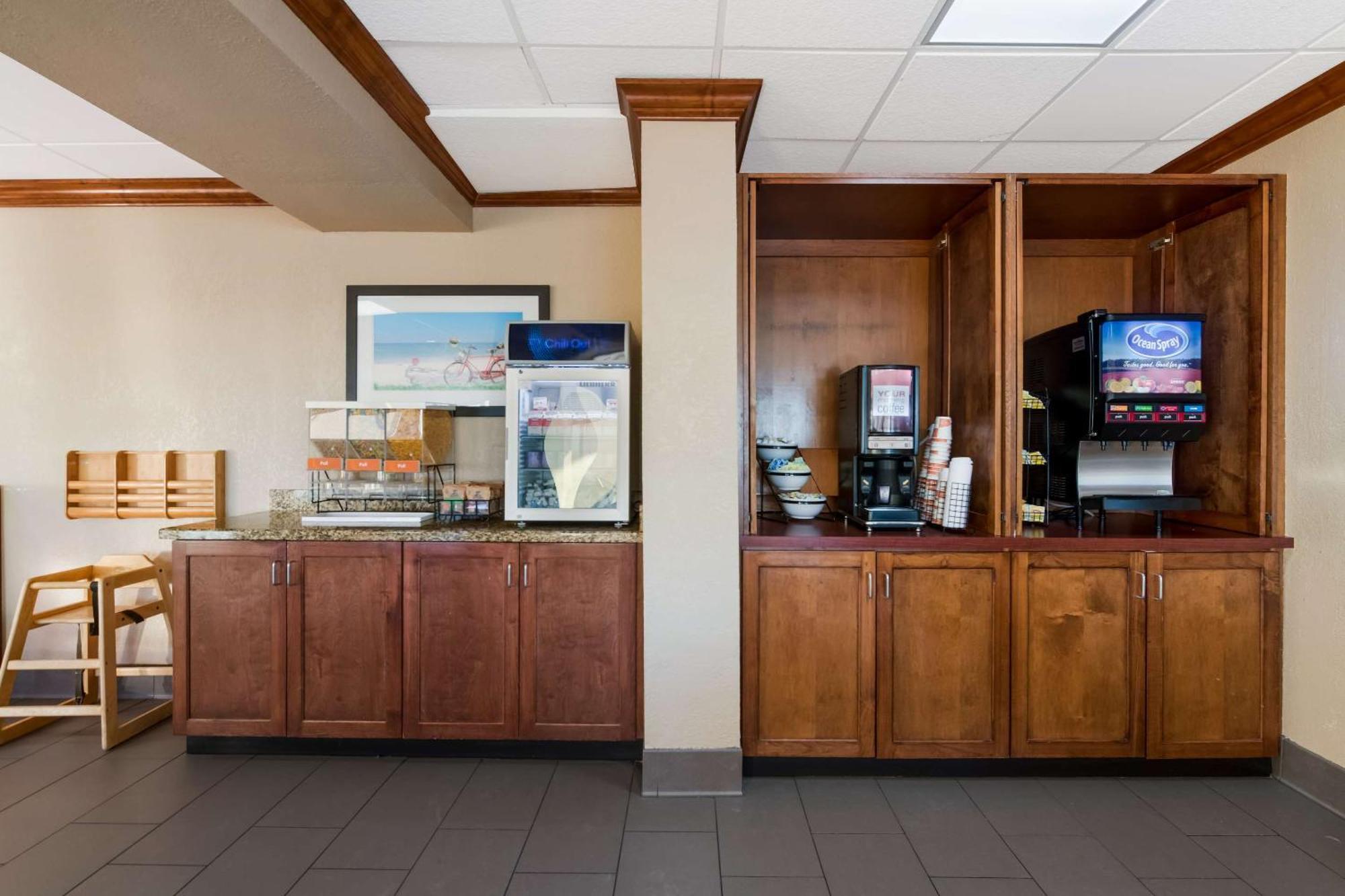 Comfort Inn South Oceanfront Nags Head Kültér fotó