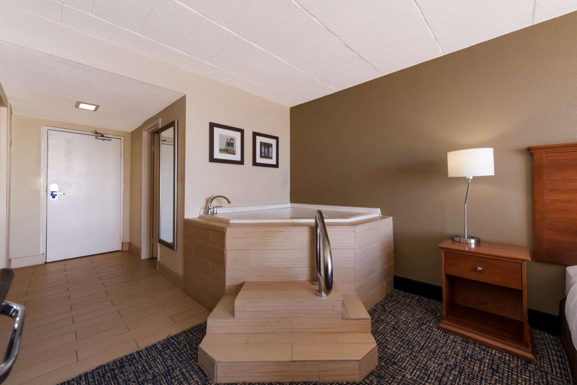 Comfort Inn South Oceanfront Nags Head Kültér fotó